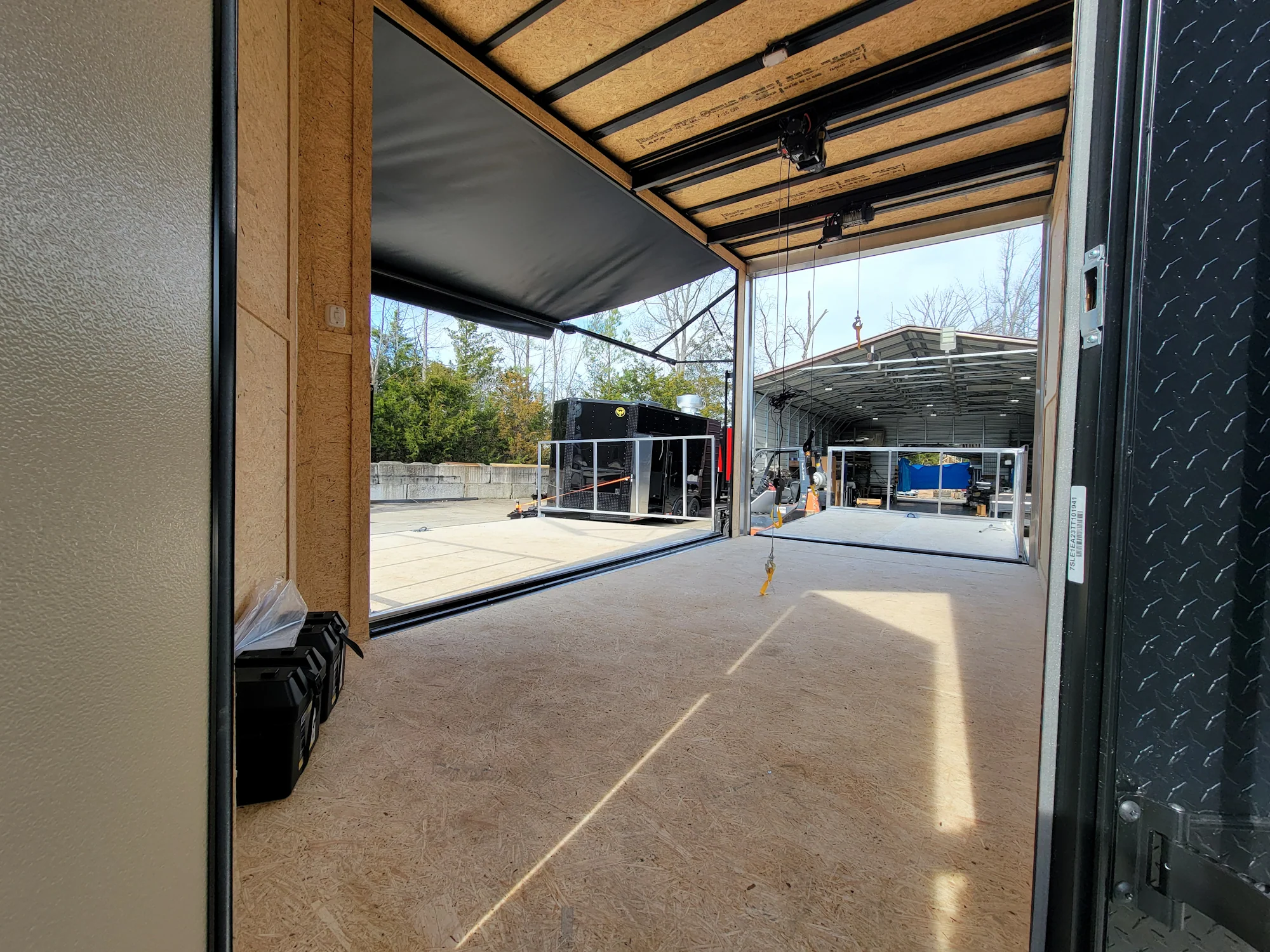 0-8.5-x-14-custom-stage-trailer-cobalt-blue-with-blackout-10.webp 8.5' x 14' Custom Stage Trailer Cobalt Blue With Blackout