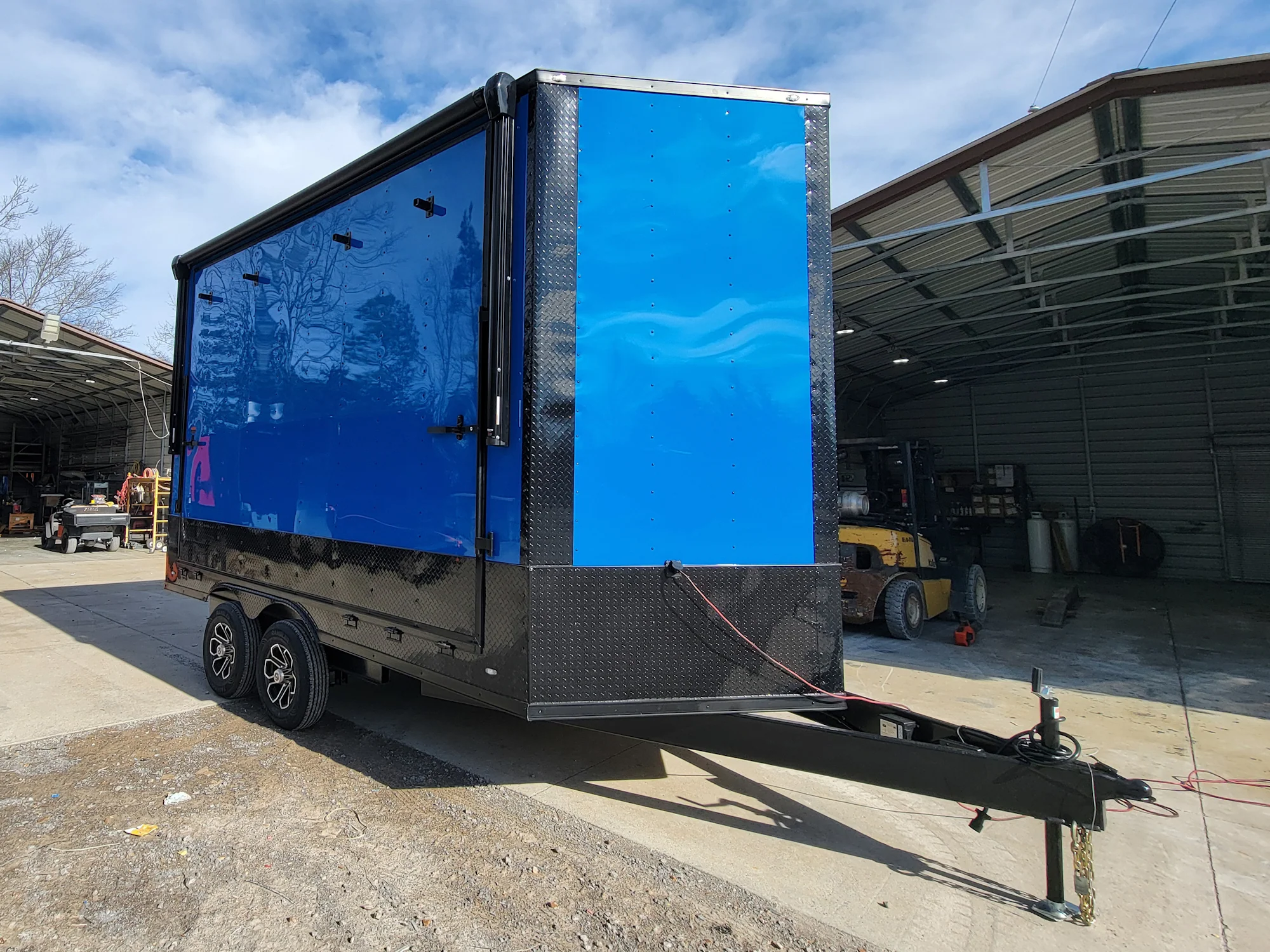 0-8.5-x-14-custom-stage-trailer-cobalt-blue-with-blackout-21.webp 8.5' x 14' Custom Stage Trailer Cobalt Blue With Blackout