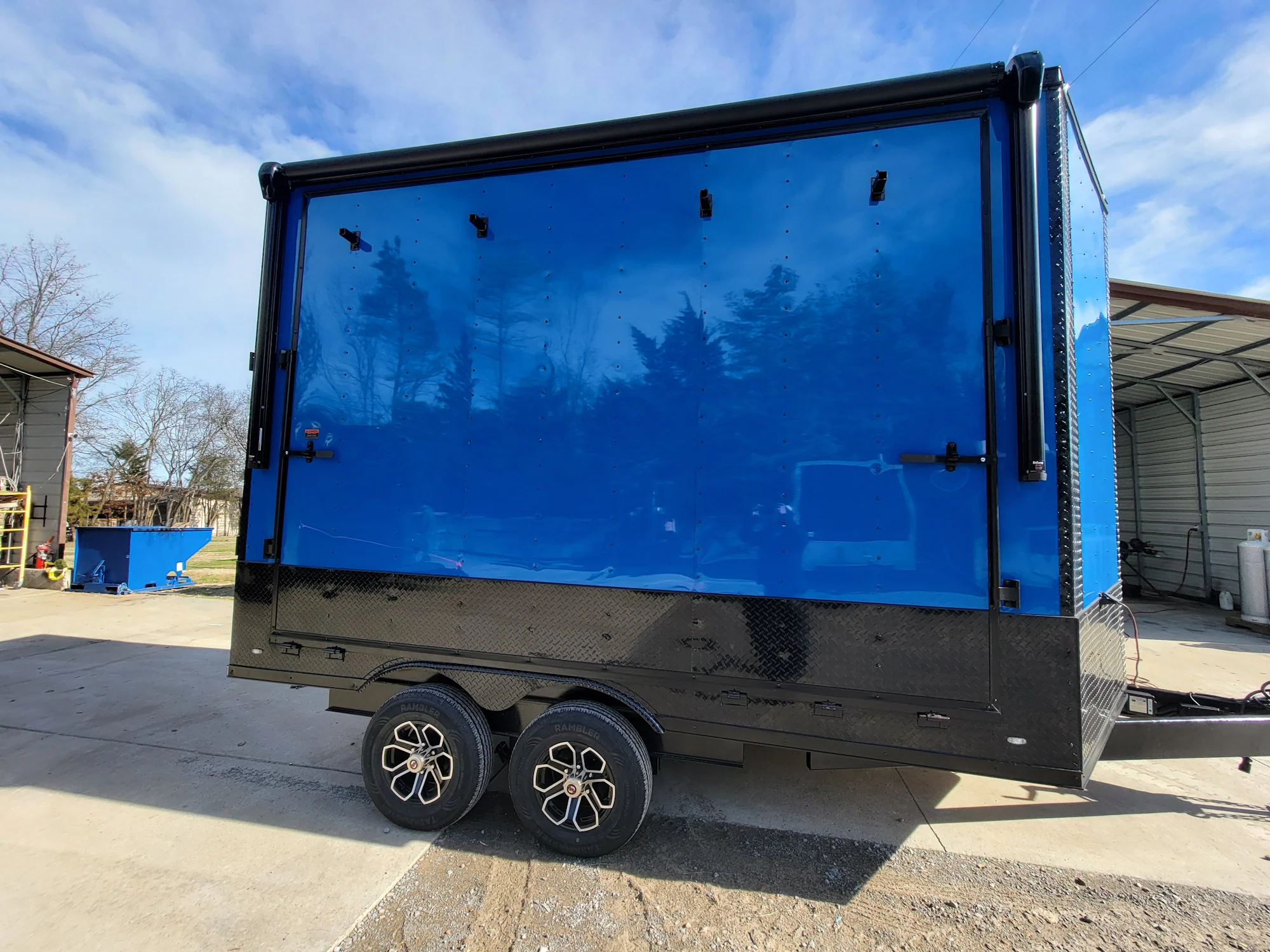 0-8.5-x-14-custom-stage-trailer-cobalt-blue-with-blackout-34.webp 8.5' x 14' Custom Stage Trailer Cobalt Blue With Blackout