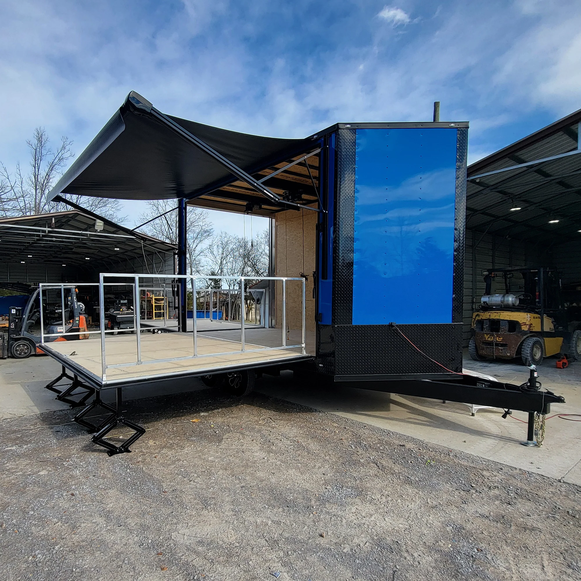 0-8.5-x-14-custom-stage-trailer-cobalt-blue-with-blackout-36.webp 8.5' x 14' Custom Stage Trailer Cobalt Blue With Blackout