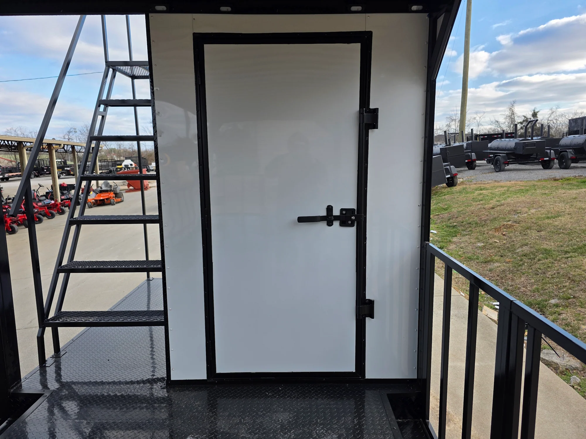 1-8.5-x-30-white-hybrid-custom-drone-and-equipment-trailer-agricultural-and-spray-25.webp 8.5' X 30' (White) Hybrid Custom Drone and Equipment Trailer Agricultural and Spray