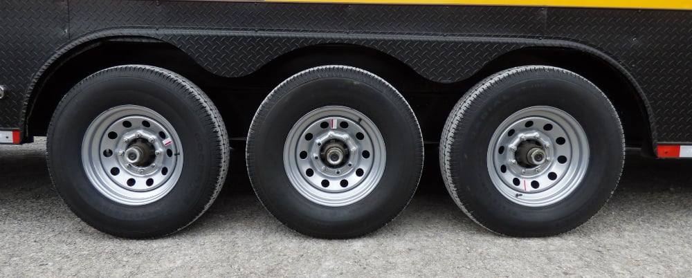 1001-8.5-x-52-concession-food-trailer-gooseneck-yellow-10.jpg 8.5' x 52' Concession Food Trailer Gooseneck Yellow