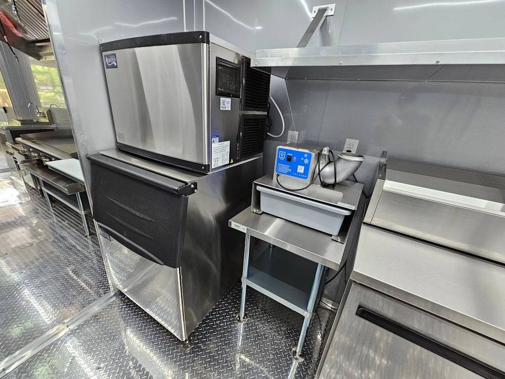 1002-8.5-x-53-charcoal-grey-bbq-food-event-catering-trailer-29.jpg 8.5' X 53' Charcoal Grey BBQ Food Event Catering Trailer