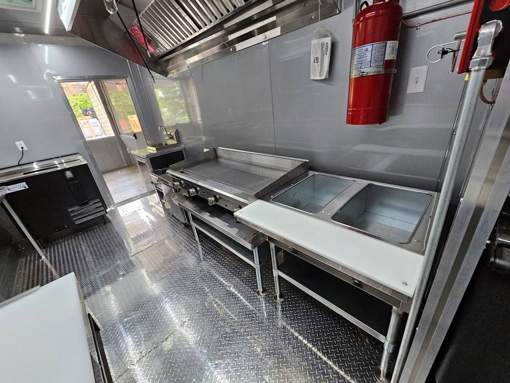 1002-8.5-x-53-charcoal-grey-bbq-food-event-catering-trailer-32.jpg 8.5' X 53' Charcoal Grey BBQ Food Event Catering Trailer