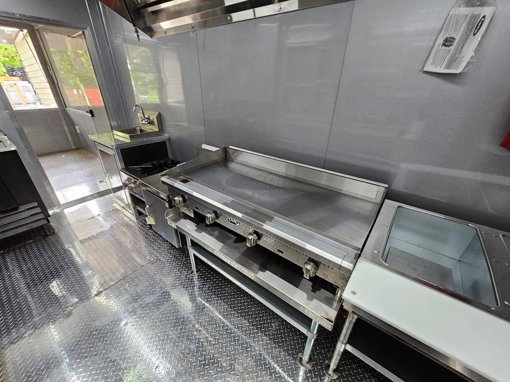1002-8.5-x-53-charcoal-grey-bbq-food-event-catering-trailer-35.jpg 8.5' X 53' Charcoal Grey BBQ Food Event Catering Trailer