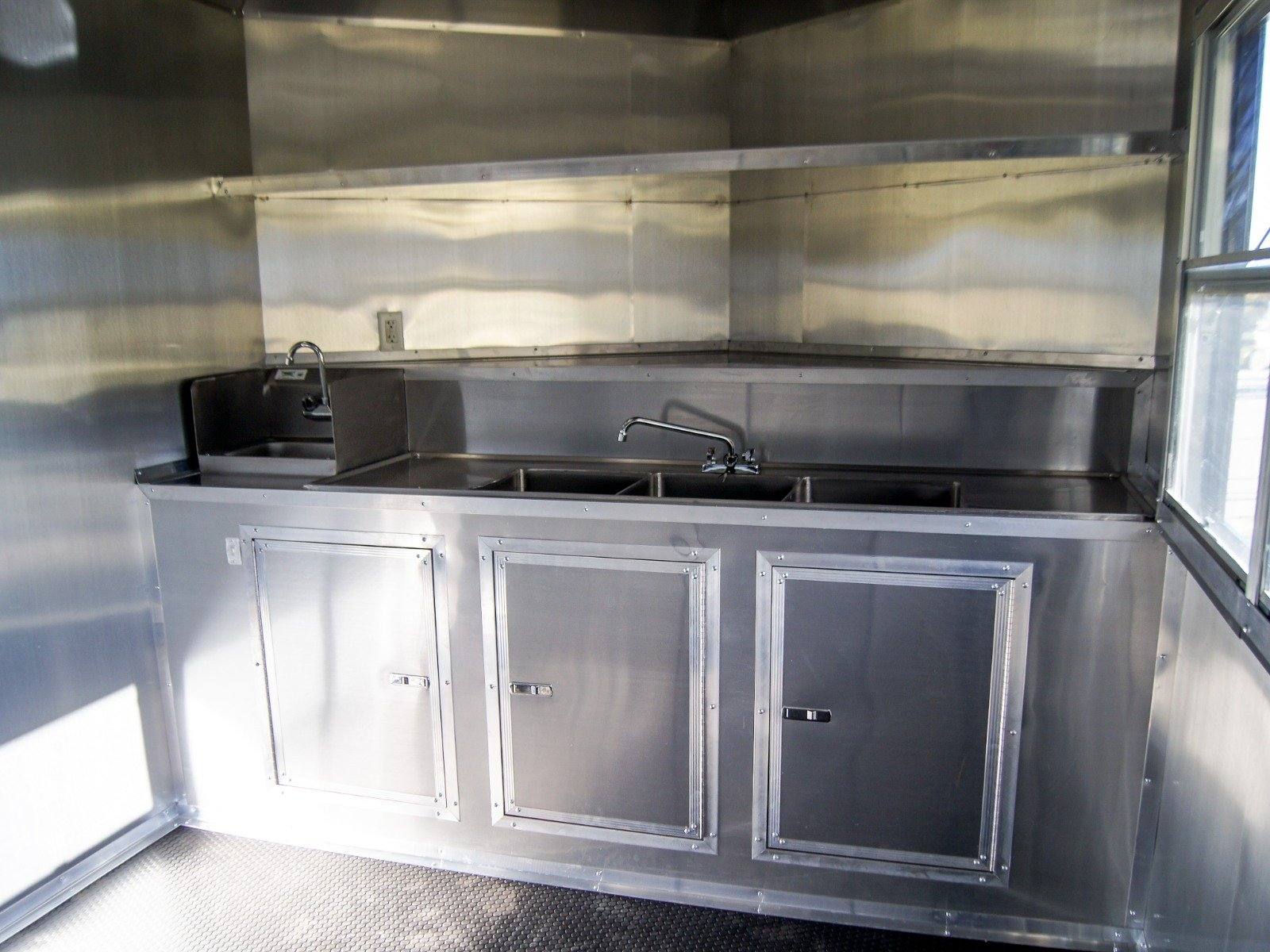 1009-8.5x12-elite-concession-food-trailer-merchandising-with-blackout-pkg-10.jpg 8.5x12 Elite Concession Food Trailer Merchandising with Blackout Pkg