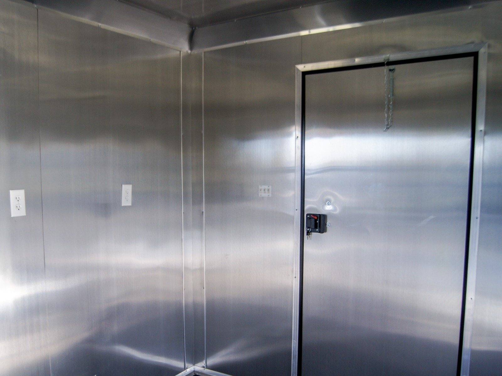 1009-8.5x12-elite-concession-food-trailer-merchandising-with-blackout-pkg-13.jpg 8.5x12 Elite Concession Food Trailer Merchandising with Blackout Pkg