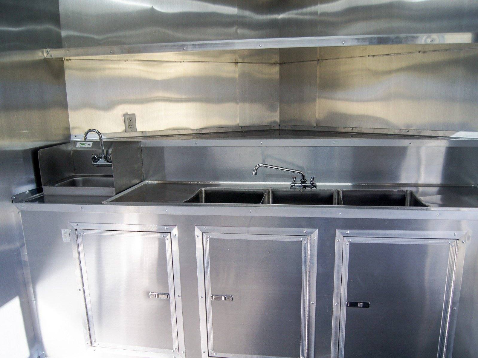 1009-8.5x12-elite-concession-food-trailer-merchandising-with-blackout-pkg-19.jpg 8.5x12 Elite Concession Food Trailer Merchandising with Blackout Pkg