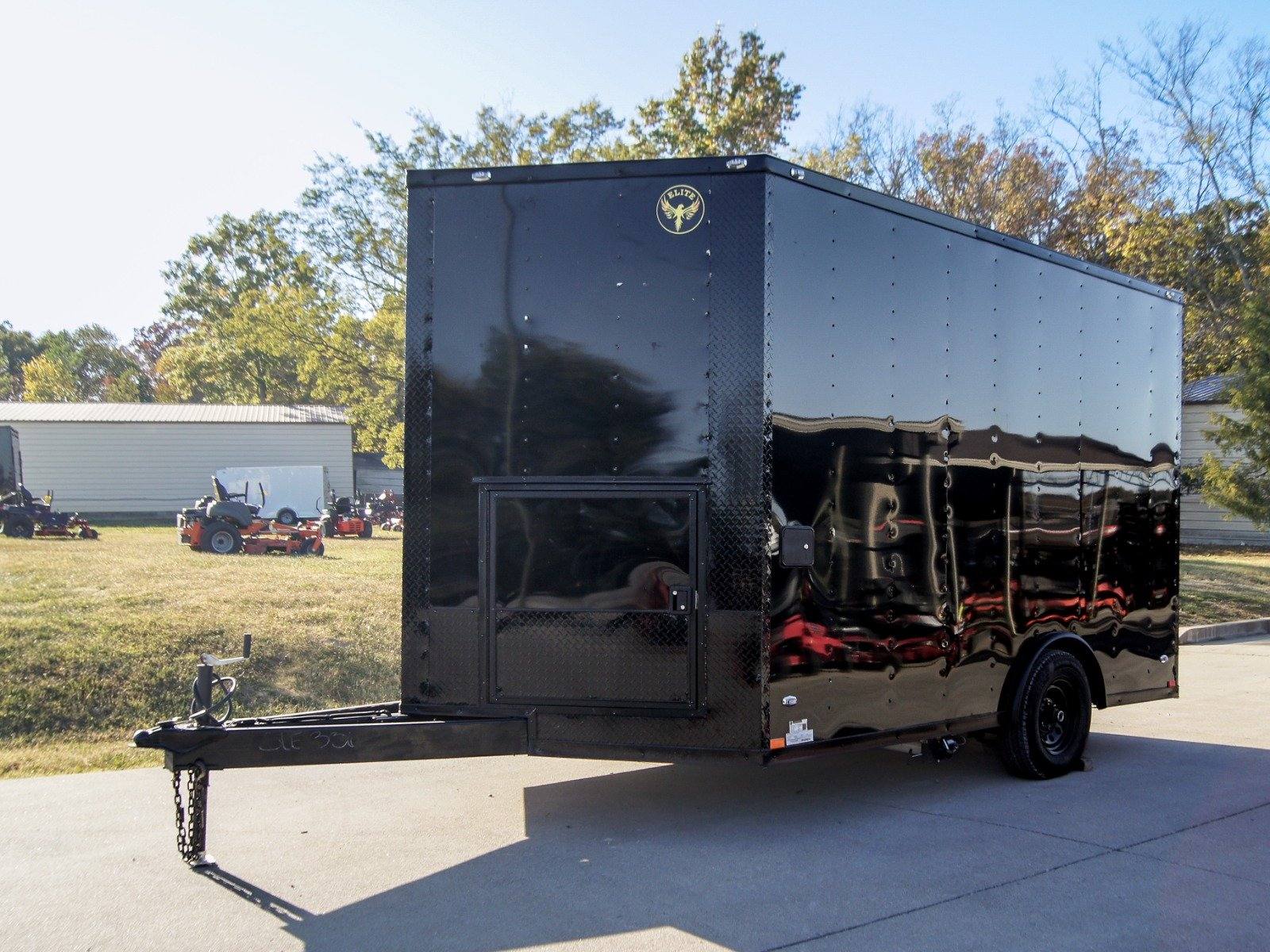 1009-8.5x12-elite-concession-food-trailer-merchandising-with-blackout-pkg-26.jpg 8.5x12 Elite Concession Food Trailer Merchandising with Blackout Pkg
