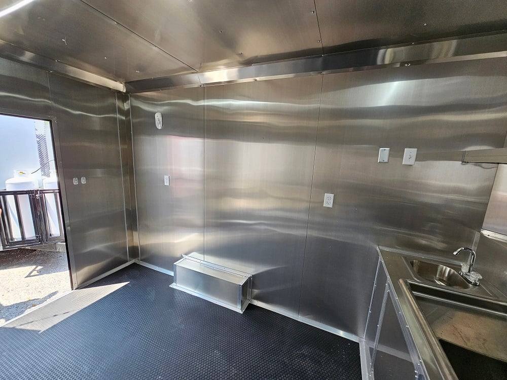1009-8.5x12-elite-concession-food-trailer-merchandising-with-blackout-pkg-73.jpg 8.5x12 Elite Concession Food Trailer Merchandising with Blackout Pkg