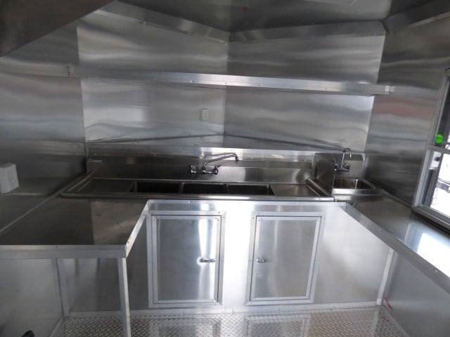 101-8.5-x-16-concession-food-trailer-red-bbq-event-catering-16.jpg 8.5' x 16' Concession Food Trailer Red BBQ Event Catering