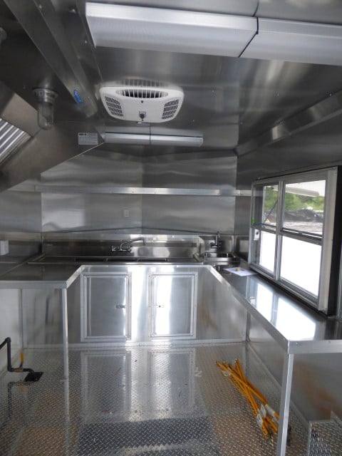 101-8.5-x-16-concession-food-trailer-red-bbq-event-catering-23.jpg 8.5' x 16' Concession Food Trailer Red BBQ Event Catering