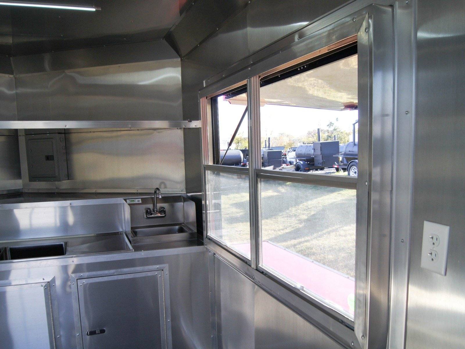 1011-8.5x16-elite-porch-concession-food-trailer-merchandising-with-blackout-pkg-11.jpg 8.5x16 Elite Porch Concession Food Trailer Merchandising with Blackout Pkg