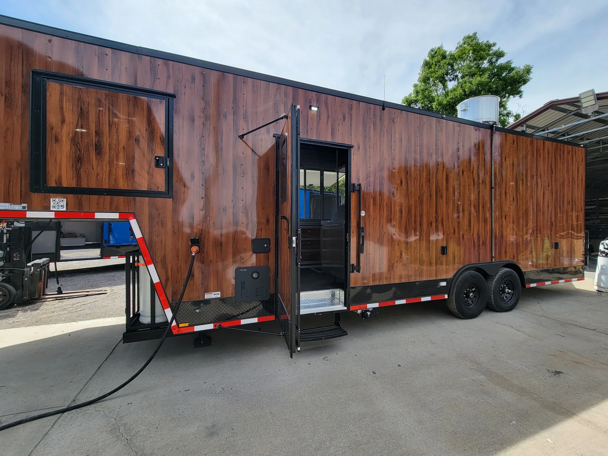 1017-8.5-x-32-gooseneck-concession-mobile-business-trailer-fully-loaded-premium-build-15.webp 8.5’ x 32’ Gooseneck Concession / Mobile Business Trailer – Fully Loaded Premium Build