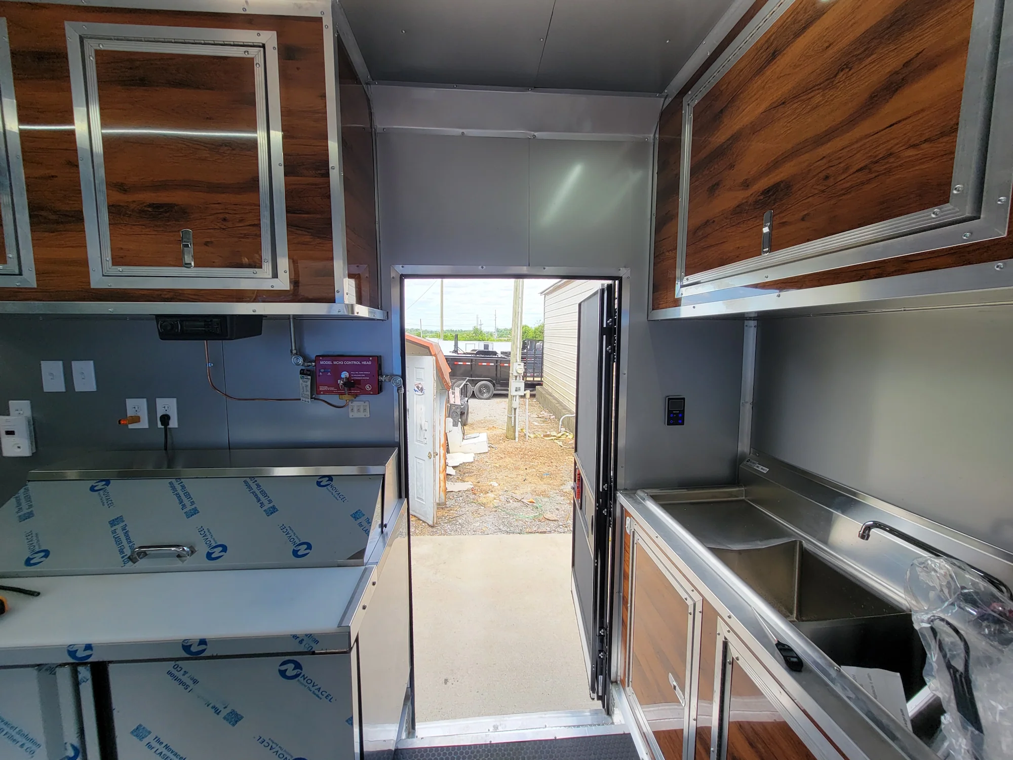 1017-8.5-x-32-gooseneck-concession-mobile-business-trailer-fully-loaded-premium-build-27.webp 8.5’ x 32’ Gooseneck Concession / Mobile Business Trailer – Fully Loaded Premium Build