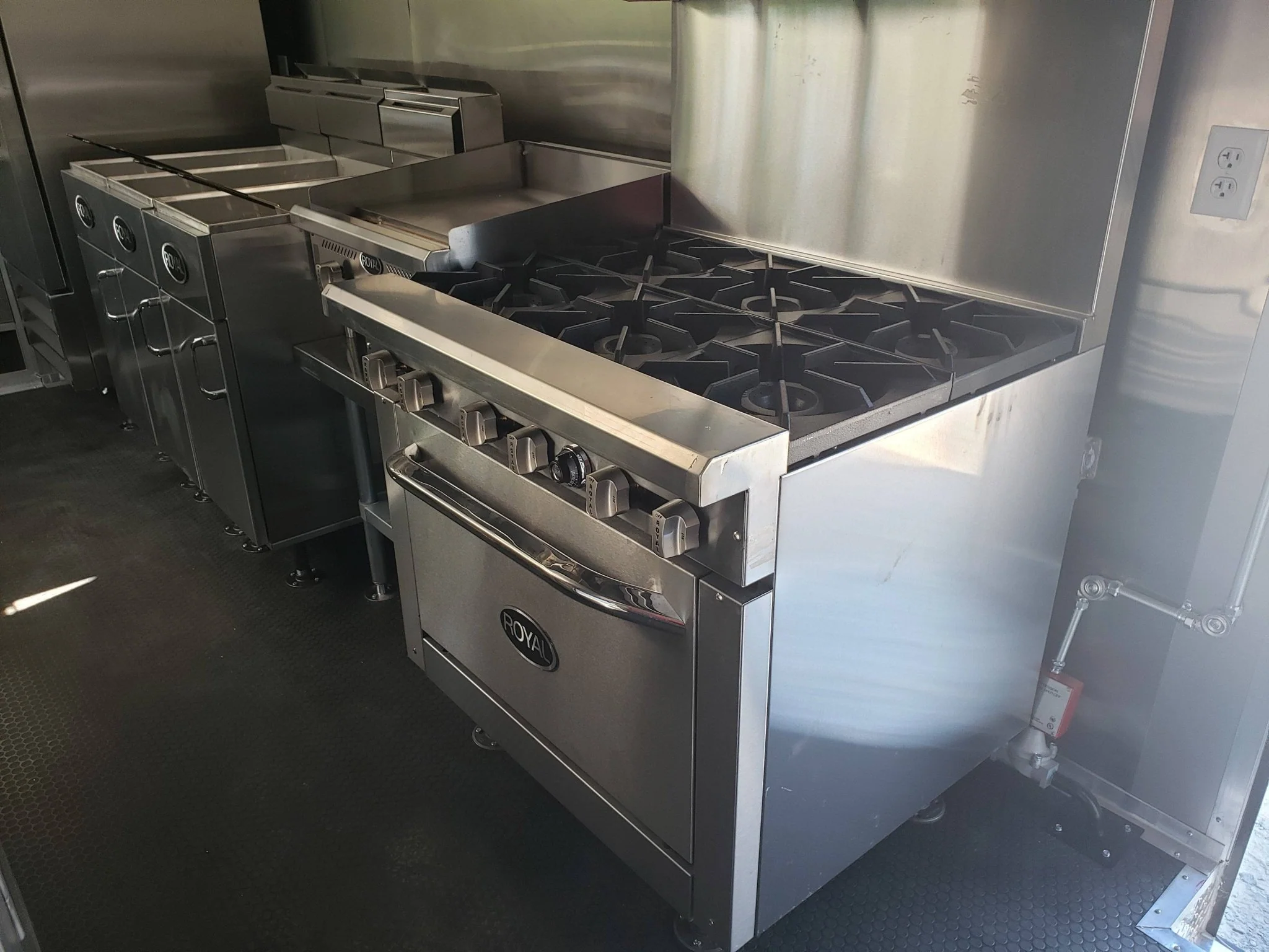 Black Out 8.5' x 28' Porch Style Concession Food Trailer With Appliances