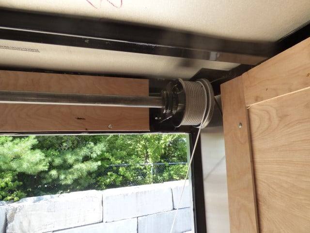 Concession Trailer 7'x16' White with serving window