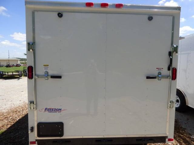 Concession Trailer 7'x16' White with serving window