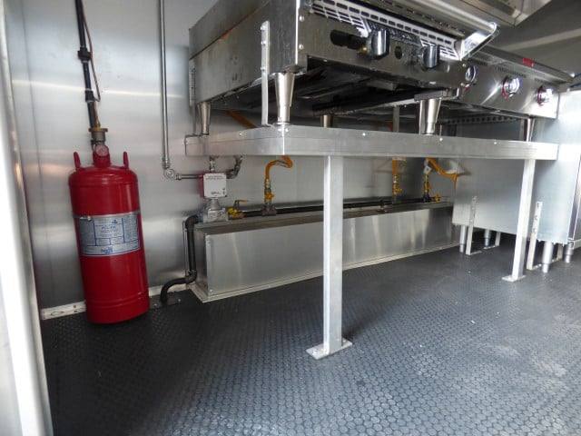 1047-concession-trailer-8.5-x-18-red-food-event-catering-11.jpg Concession Trailer 8.5 X 18 Red - Food Event Catering
