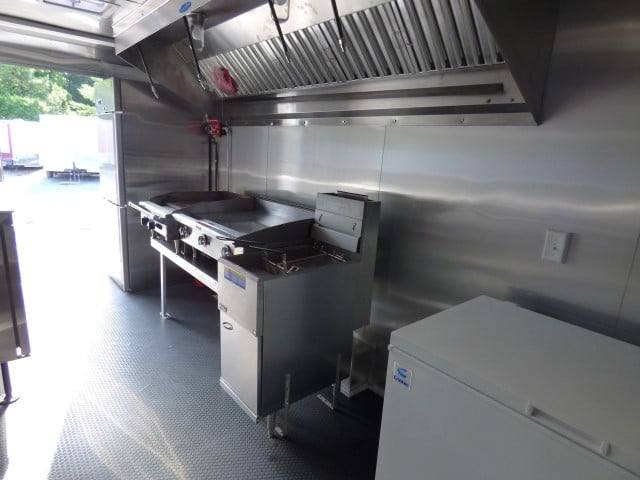 1047-concession-trailer-8.5-x-18-red-food-event-catering-20.jpg Concession Trailer 8.5 X 18 Red - Food Event Catering