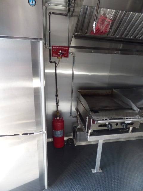 1047-concession-trailer-8.5-x-18-red-food-event-catering-6.jpg Concession Trailer 8.5 X 18 Red - Food Event Catering