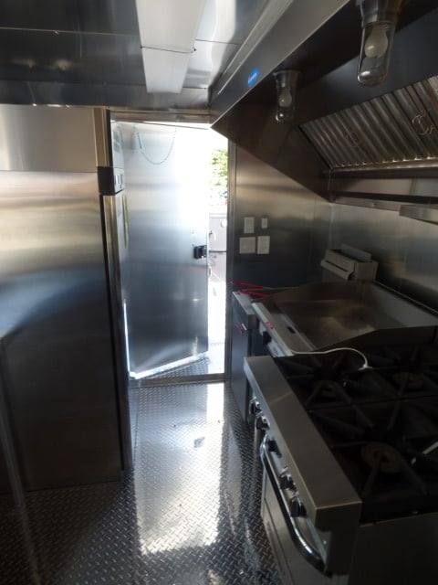 1053-concession-trailer-8.5-x-20-white-bbq-food-event-catering-2.jpg Concession Trailer 8.5 X 20 White BBQ Food Event Catering