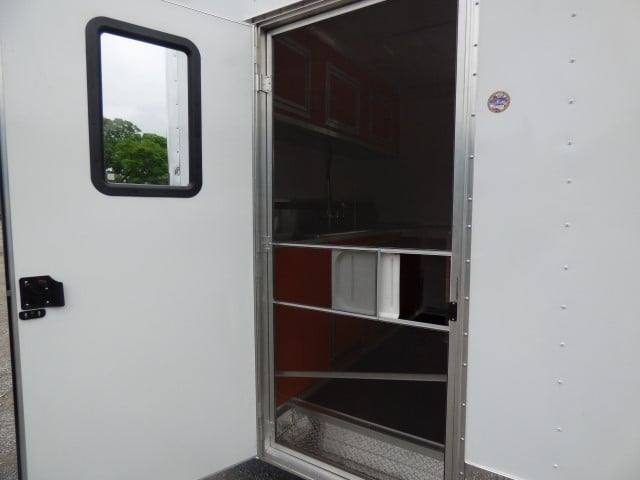 1080-concession-trailer-8.5-x-16-white-food-event-catering-31.jpg Concession Trailer 8.5' X 16' White - Food Event Catering