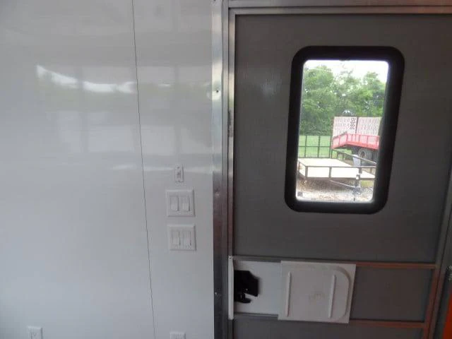 1080-concession-trailer-8.5-x-16-white-food-event-catering-7.webp Concession Trailer 8.5' X 16' White - Food Event Catering