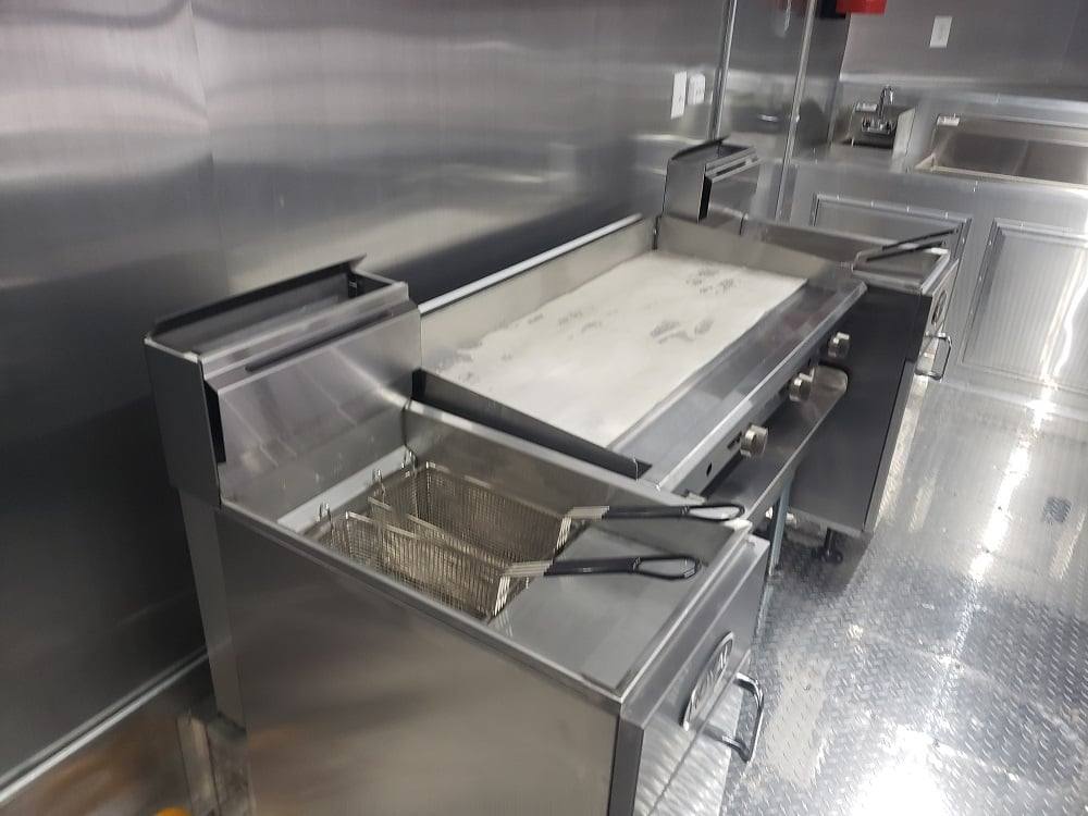 1082-concession-trailer-8.5-x-16-black-food-event-catering-20.jpg Concession Trailer 8.5' X 16' Black Food Event Catering