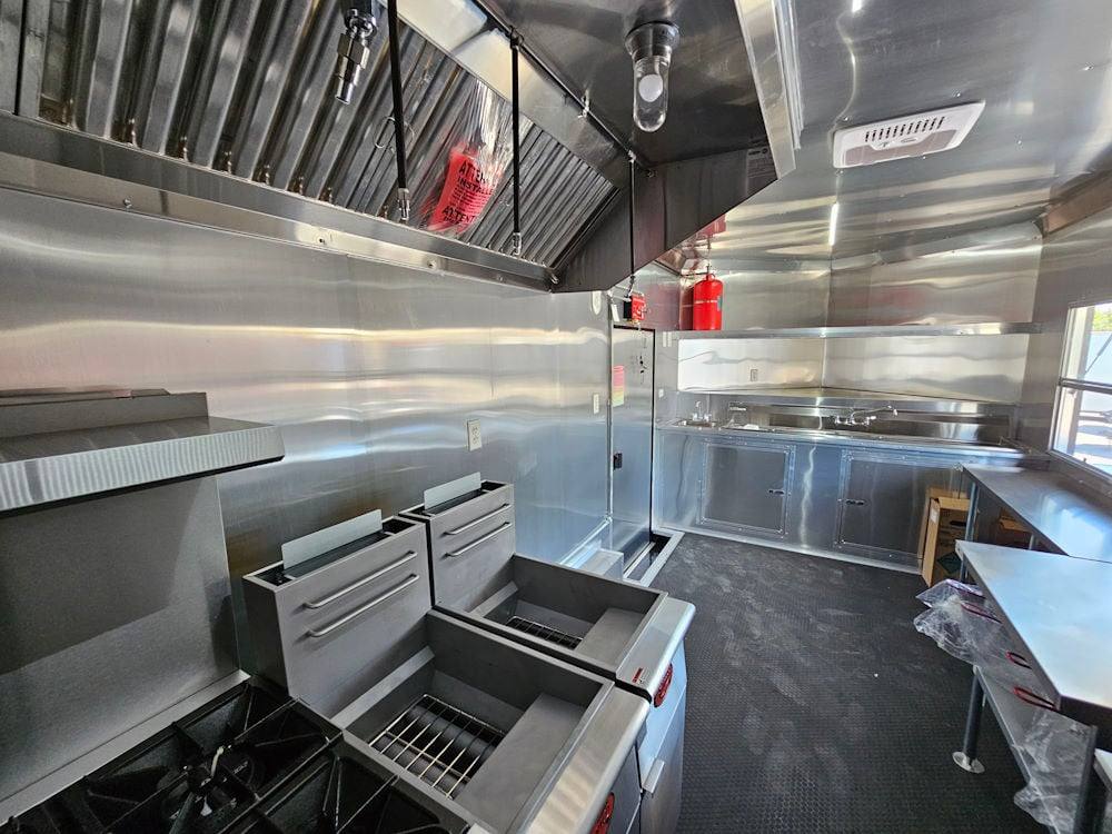 1085-concession-trailer-8.5-x-16-cobalt-blue-food-event-catering-22.jpg Concession Trailer 8.5' X 16' Cobalt Blue Food Event Catering