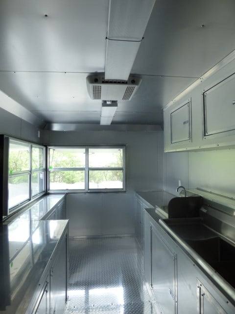 1093-concession-trailer-8.5-x-16-white-food-event-catering-5.jpg Concession Trailer 8.5' X 16' White - Food Event Catering