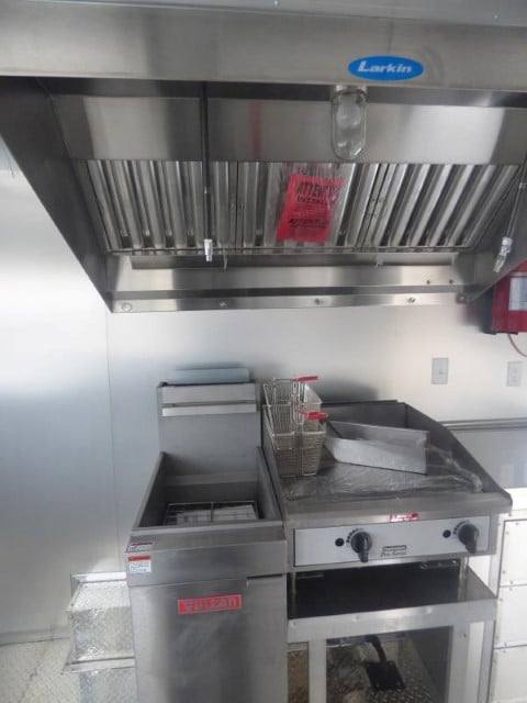 1094-concession-trailer-8.5-x-16-white-vending-and-event-catering-9.jpg Concession Trailer 8.5' X 16' White - Vending and Event Catering