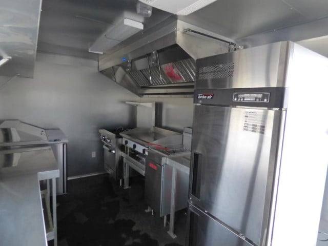 1102-concession-trailer-8.5-x-17-red-food-event-catering-10.jpg Concession Trailer 8.5' X 17' Red - Food Event Catering