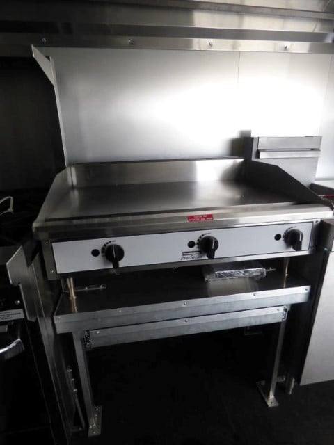 1102-concession-trailer-8.5-x-17-red-food-event-catering-26.jpg Concession Trailer 8.5' X 17' Red - Food Event Catering