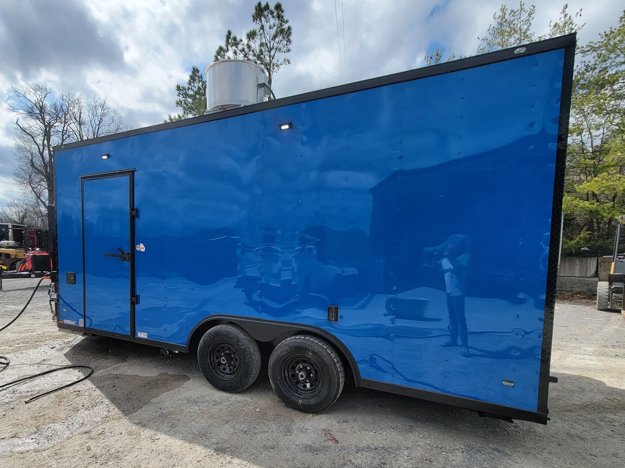 1108-concession-trailer-8.5-x-18-cobalt-blue-with-blackout-walk-on-roof-food-event-catering-9.webp Concession Trailer 8.5' X 18' Cobalt Blue With Blackout & Walk On Roof Food Event Catering