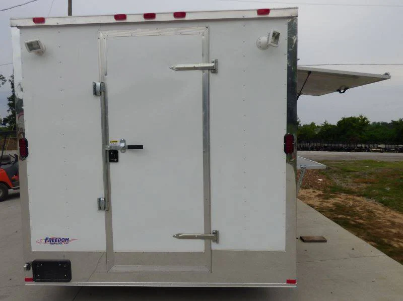 1114-concession-trailer-8.5-x-18-white-food-catering-event-21.webp Concession Trailer 8.5' x 18' White - Food Catering Event