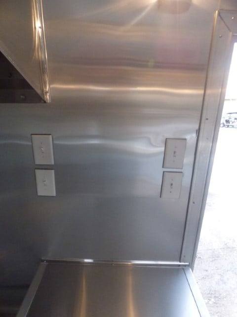 1115-concession-trailer-8.5-x-18-white-food-event-catering-5.jpg Concession Trailer 8.5' X 18' White - Food Event Catering