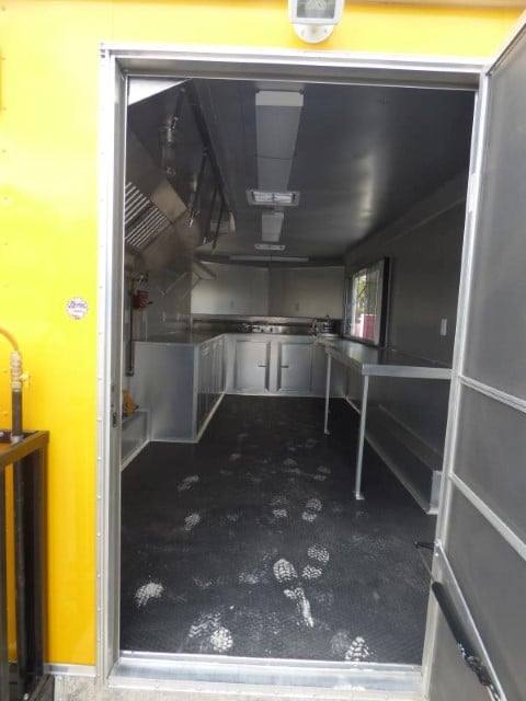 1118-concession-trailer-8.5-x-18-yellow-food-event-catering-11.jpg Concession Trailer 8.5' X 18' Yellow - Food Event Catering