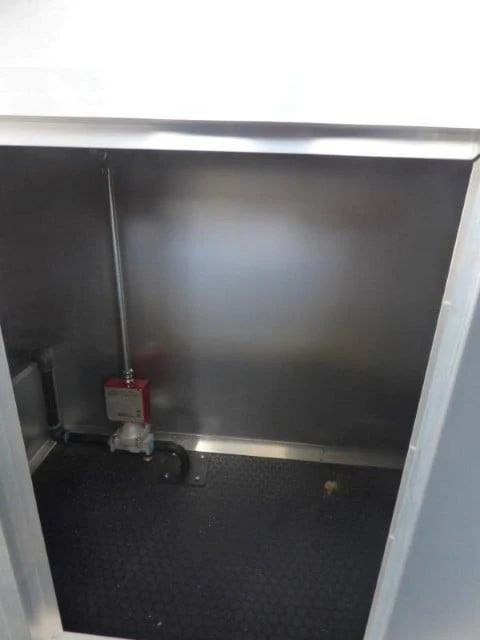 1118-concession-trailer-8.5-x-18-yellow-food-event-catering-23.webp Concession Trailer 8.5' X 18' Yellow - Food Event Catering