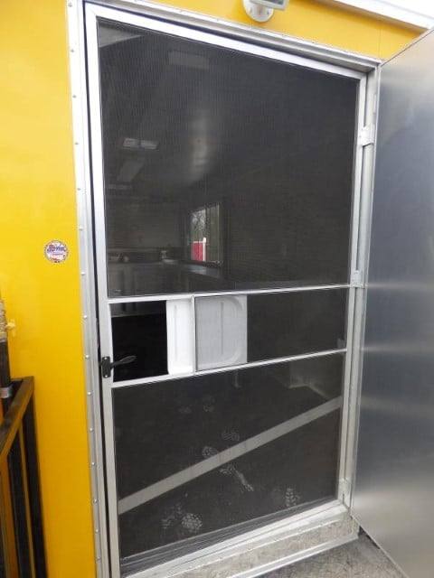 1118-concession-trailer-8.5-x-18-yellow-food-event-catering-34.jpg Concession Trailer 8.5' X 18' Yellow - Food Event Catering