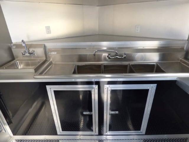 1121-concession-trailer-8.5-x-20-red-bbq-event-catering-12.jpg Concession Trailer 8.5' X 20' Red - BBQ Event catering