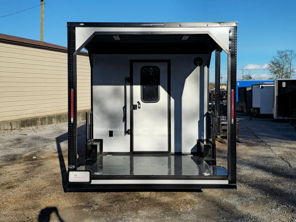1125-concession-trailer-8.5-x-20-bbq-event-competition-6.webp Concession Trailer 8.5' X 20' BBQ Event Competition