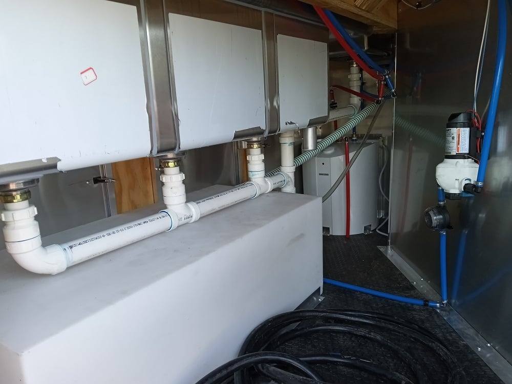 1132-concession-trailer-8.5-x-20-black-food-catering-11.jpg Concession Trailer 8.5' X 20' Black Food Catering