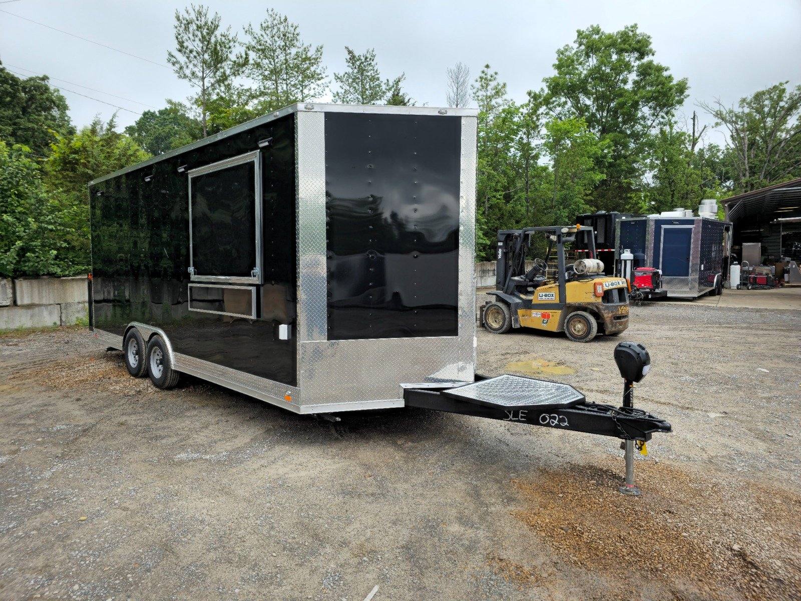 1139-concession-trailer-8.5-x-20-food-event-catering-black-14.jpg Concession Trailer 8.5' X 20' Food Event Catering Black