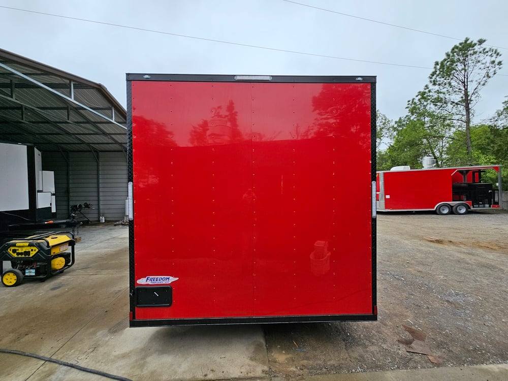 1147-concession-trailer-8.5-x-20-red-pizza-vending-11.jpg Concession Trailer 8.5' X 20' Red Pizza Vending