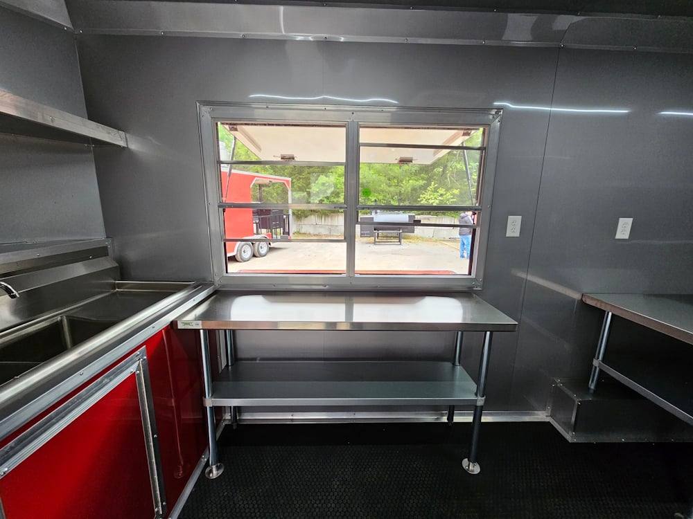 1147-concession-trailer-8.5-x-20-red-pizza-vending-18.jpg Concession Trailer 8.5' X 20' Red Pizza Vending