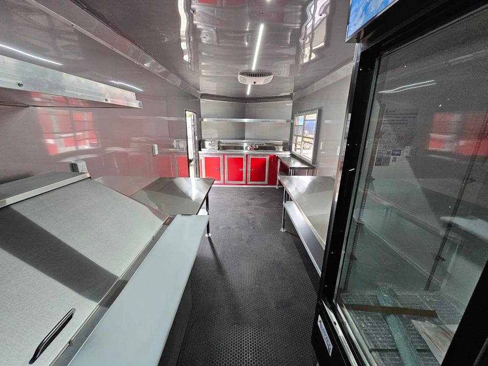 1147-concession-trailer-8.5-x-20-red-pizza-vending-26.jpg Concession Trailer 8.5' X 20' Red Pizza Vending