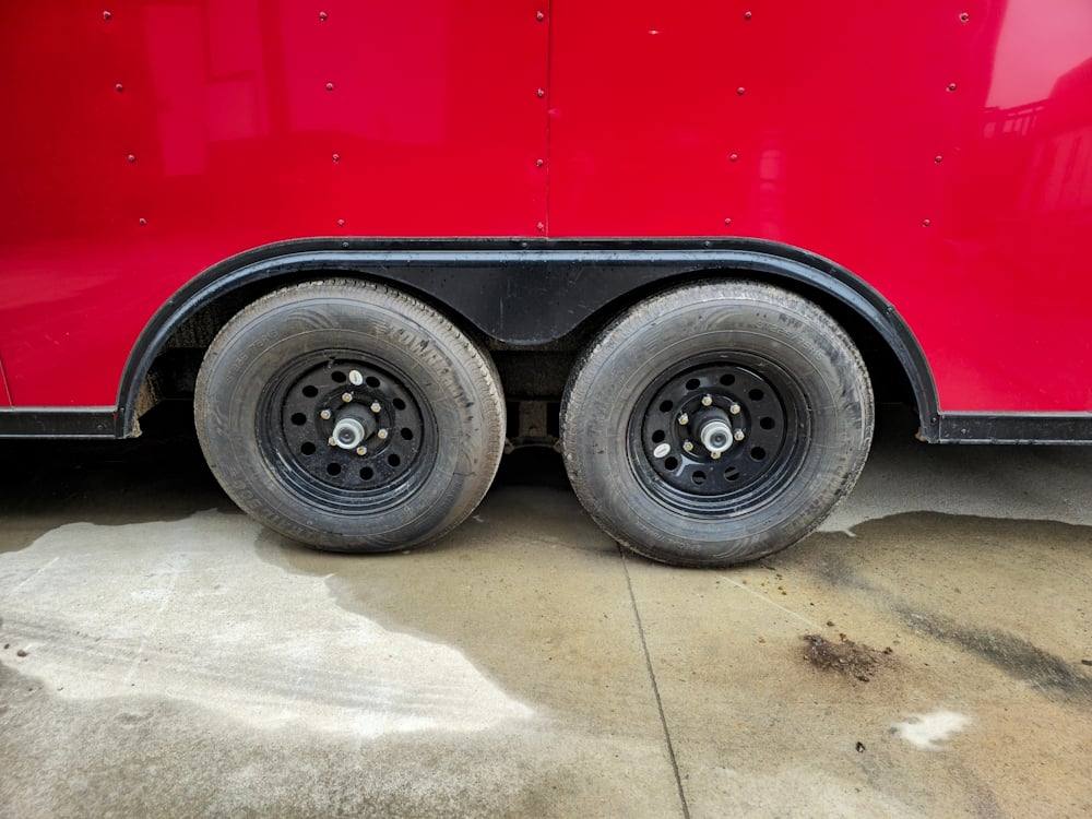 1147-concession-trailer-8.5-x-20-red-pizza-vending-8.jpg Concession Trailer 8.5' X 20' Red Pizza Vending
