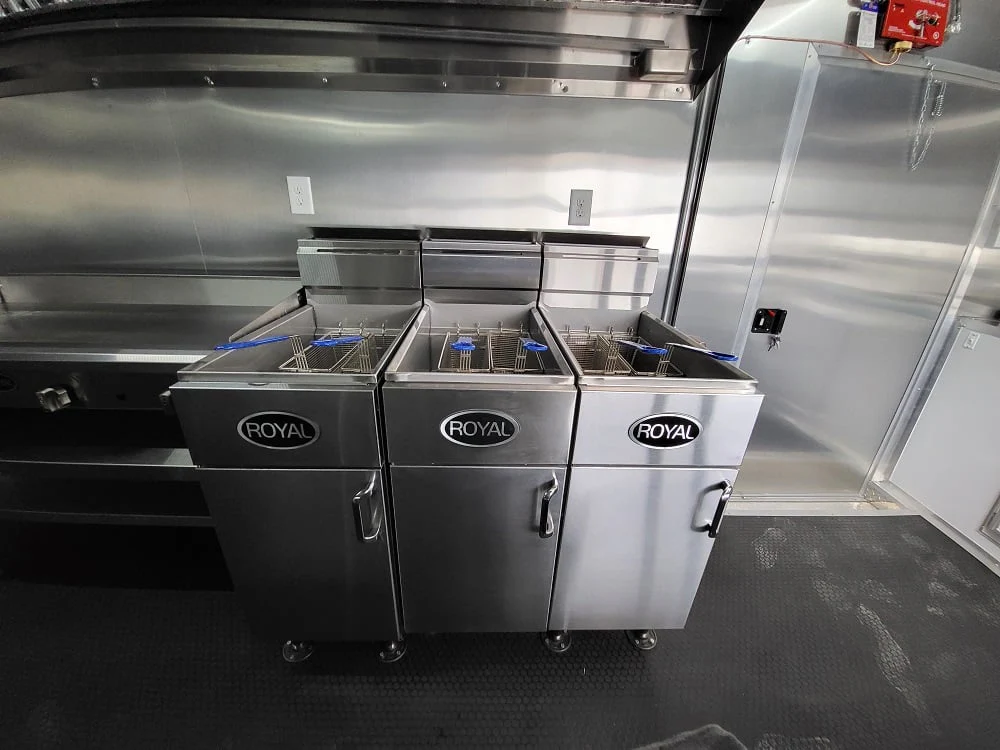 1154-concession-trailer-8.5-x-20-white-food-event-catering-19.webp Concession Trailer 8.5' X 20' White Food Event Catering