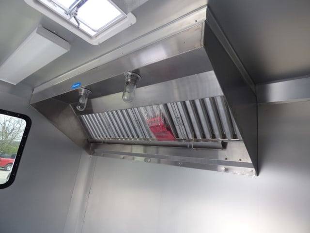 1170-concession-trailer-8.5-x-24-red-food-event-catering-8.jpg Concession Trailer 8.5' X 24' Red - Food Event Catering